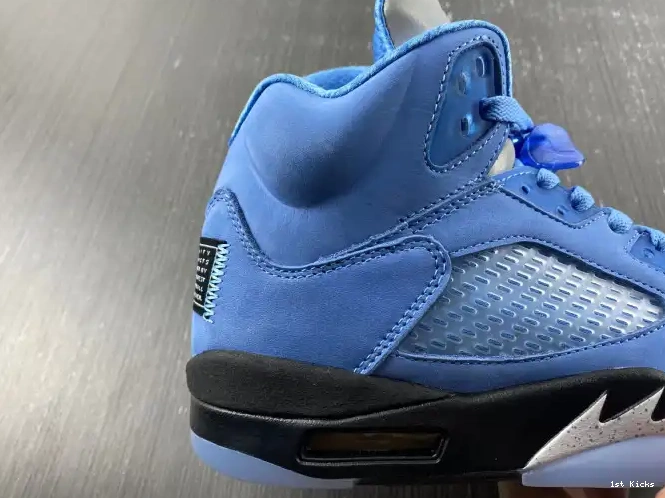 1st Kicks DV1310-401 Jordan UNC 5 Air 0623